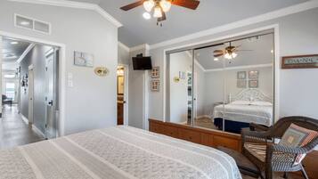 2 bedrooms, iron/ironing board, free WiFi, bed sheets