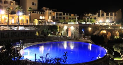Duplex 40m2. Meerblick und Golf. Loggia und Solarium. 2/3 Stücke. CAP ESTEREL VILLAG