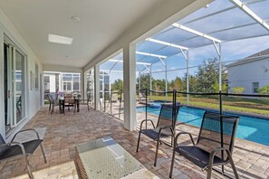 Beheizter Pool