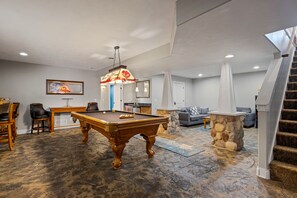 Spielezimmer