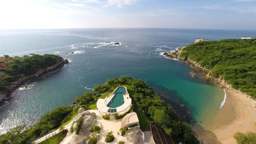 Ylellinen 2 makuuhuoneen huoneisto rannalla