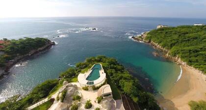 Ylellinen 2 makuuhuoneen huoneisto rannalla