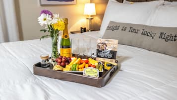 4 Schlafzimmer, Bügeleisen/Bügelbrett, kostenloses WLAN, Bettwäsche