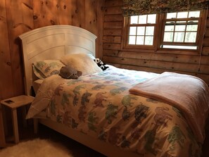 4 quartos, ferros/tábuas de passar roupa, Wi-Fi, roupa de cama