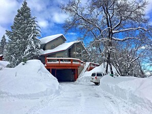 Exterior - Inside Yosemite Gates! Aspen Room, Minutes From Valley. Rents Jan-April only. (Yosemite National Park)