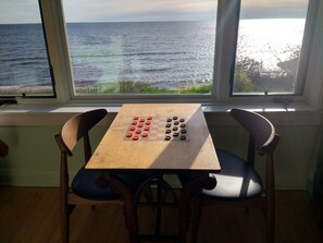 Dining - Lake Superior Retreat - enjoy sunrises, beach days, and wedding celebrations! (Marquette)
