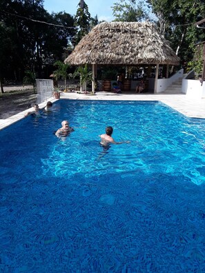 Alberca al aire libre 