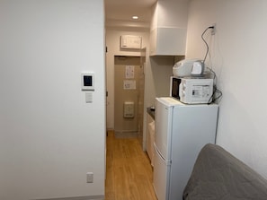 Interior - Bright and Energizing Yoga Home - Quick and Easy Shibuya Access! (Setagaya)