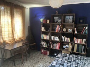 3 bedrooms, desk, iron/ironing board, travel cot