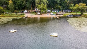 Liegestühle, Strandtücher