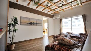 Apartment, 6 Japanese Futons, Non Smoking | Iron/ironing board, free WiFi