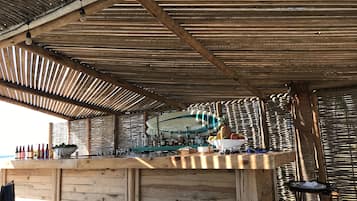 Bar (in der Unterkunft)