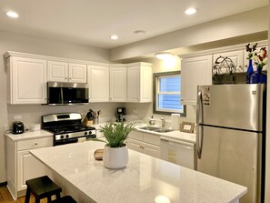 Fridge, microwave, oven, stovetop - MODERN COMPLETELY REMODELED Bright, Spacious Flat STEPS from Wrigley Field &Bars (Chicago)