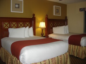 2 bedrooms, in-room safe, iron/ironing board, WiFi