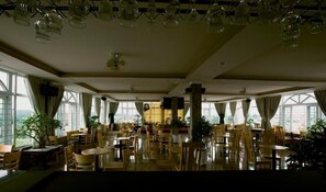Breakfast served, local cuisine - AEC Hotel Ban Me (Buon Ma Thuot)