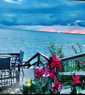 Terrace/patio - The private Lake MI beach is the absolute prime location.Sells fast so book now! (Holland)