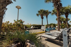 Terrace/patio - North Myrtle Beach | Beach Escape | Pool & Ocean Access | 1BR Villa (North Myrtle Beach)