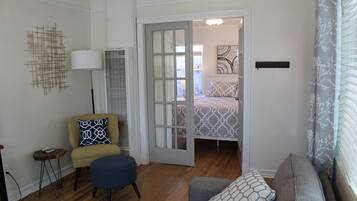 Smart TV, books, music library, stereo