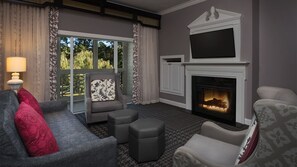 TV, fireplace, DVD player, ping pong