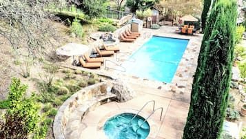 Piscine extérieure, piscine chauffée