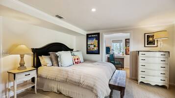 5 bedrooms, iron/ironing board, WiFi, bed sheets