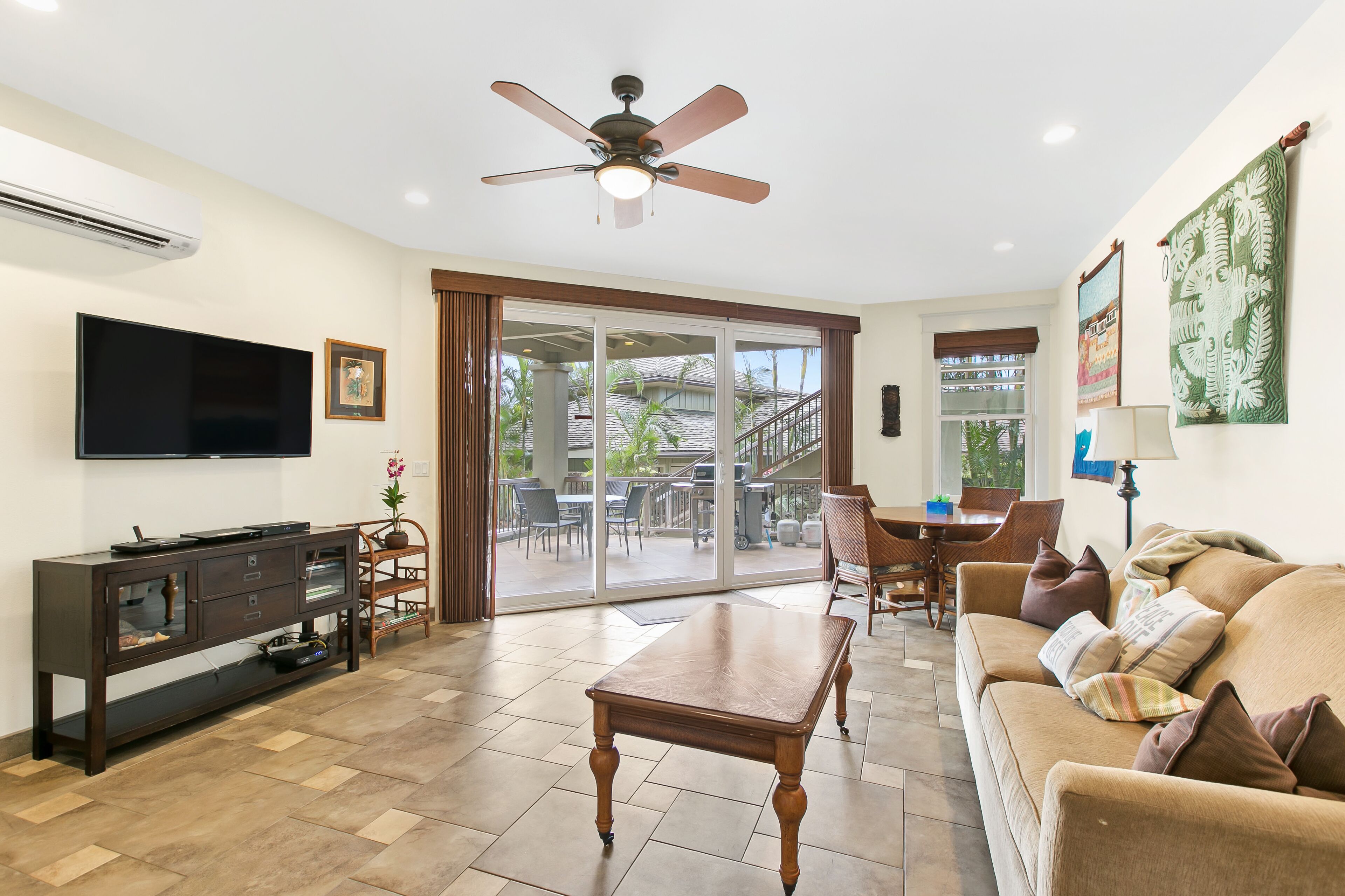 Smart TV, table tennis, books, stereo