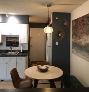 Fridge, microwave, oven, stovetop - 2 bed, 2 bath condo on pool level with extended private deck (North Wildwood)