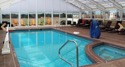 1 Bedroom Studio on the Virginia Beach waterfront