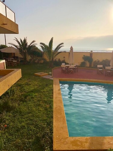 Beach Front Apartment. Depto frente a la playa