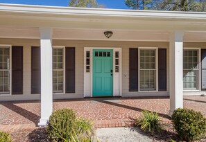 Exterior detail - PERFECT FOR THE MASTERS -  CLOSE TO EVERYTHING AUGUSTA! FOREST HILLS (Augusta)