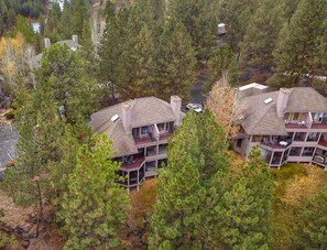 Exterior - Great condo w/2 decks,  near the slopes - city view (3rd bedroom option) (Bend)