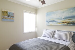 2 bedrooms, WiFi, bed sheets