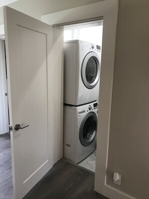 Interior - Renovated 4 Bedroom East Boca House, Walk to Everything! (Boca Raton)