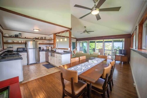 Hana Homestead by the Beach