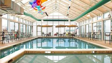 Piscine couverte, piscine extérieure