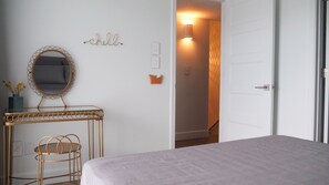 2 soverom, strykejern/-brett, reiseseng for barn og wi-fi (inkludert)