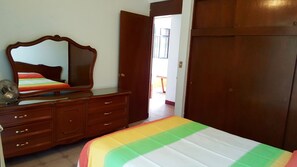 2 camere, una scrivania, ferro/asse da stiro, Wi-Fi