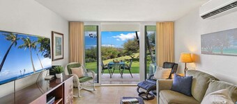 SUMMER SALE! Renovated Condo w AC Near Beach Shops - Keawakapou 208