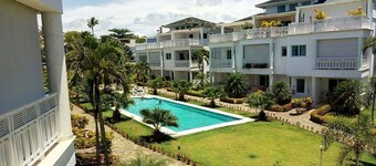 Luxury BEACHFRONT Penthouse Condo 2 Bedrooms w/loft