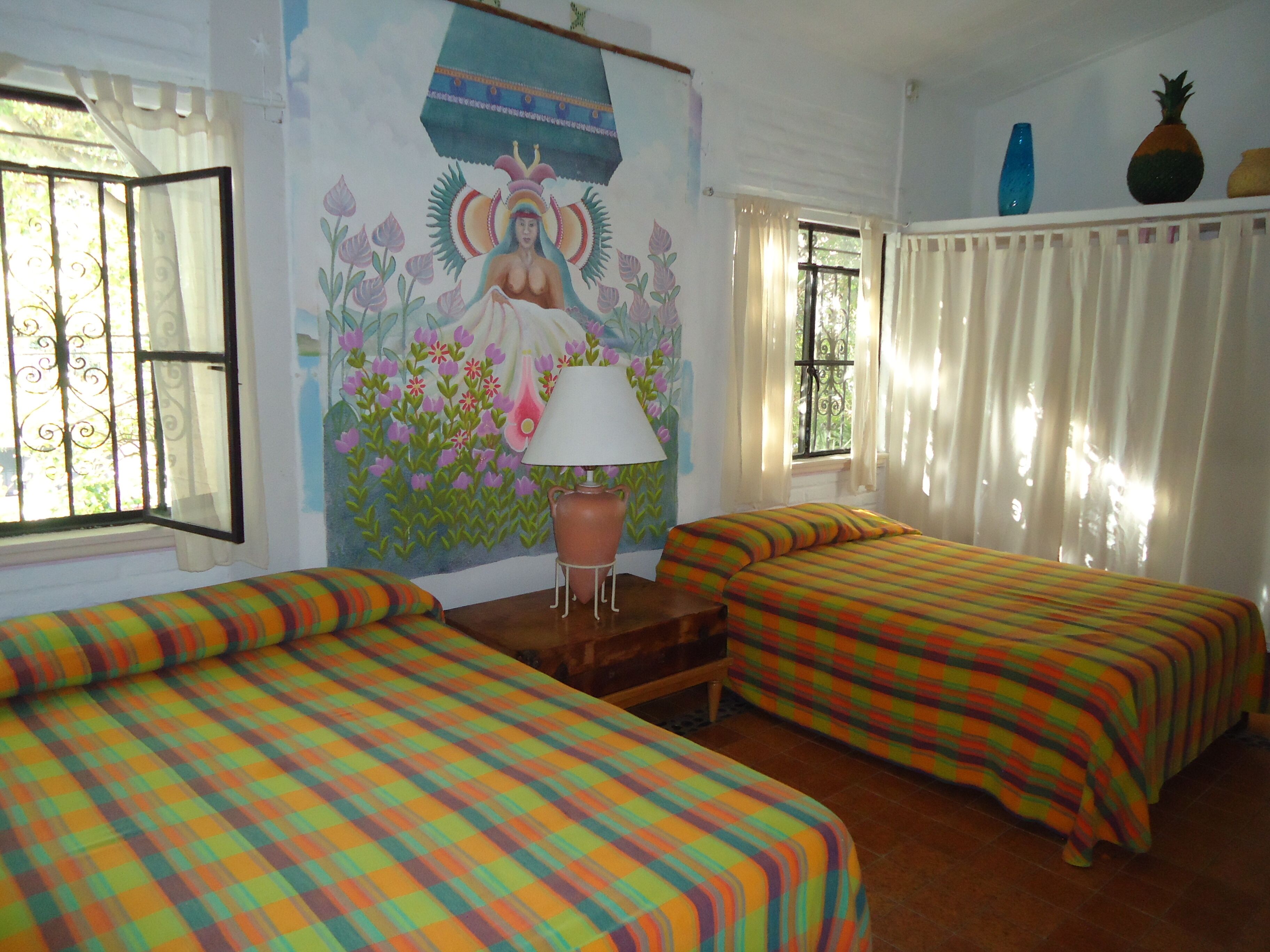 2 室のベッドルーム、デスク、アイロン / アイロン台、WiFi (無料)