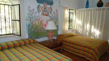 2 chambres, bureau, fer et planche à repasser, Wi-Fi gratuit