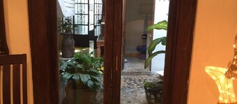 Bed and breakfast Bugambilias 