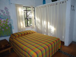 2 dormitorios, escritorio, tabla de planchar con plancha y wifi gratis