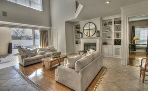 Smart TV, videogames, DVD player, aparelho de som