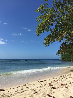 On the beach, sun-loungers, beach towels - Private Luxury Beachfront/Oceanfront Townhome in Beautiful Negril, Jamaica (Negril)