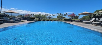 Two Incredible 5 star reviewed Kolea villas