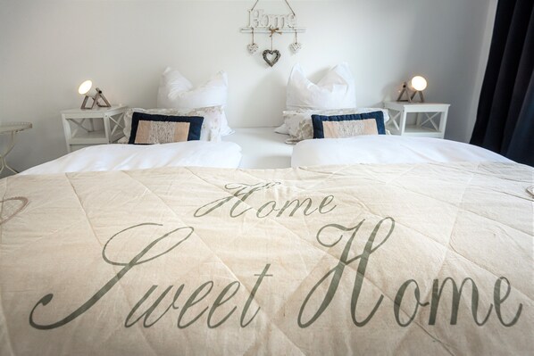 3 bedrooms, desk, iron/ironing board, travel crib