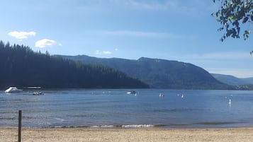 Beach nearby, beach towels