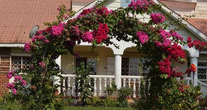 Colonial Residence Bed & Breakfast Entebbe