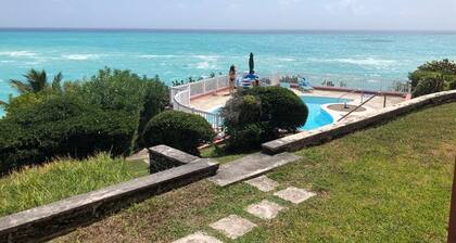 Playa privada y piscina de 1 habitación en Cliffs of Marley